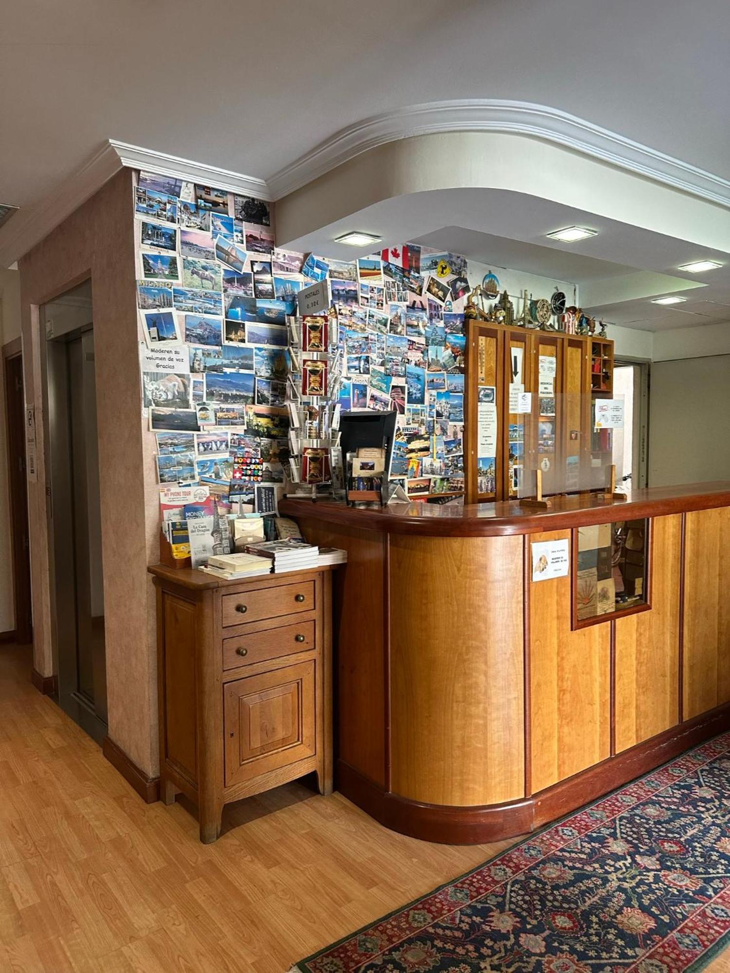 Hostal Restaurante Boccalino Леон Екстер'єр фото